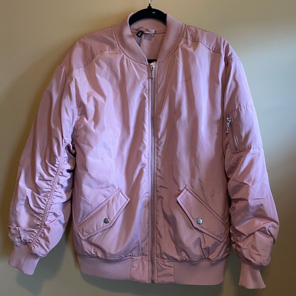 ☀️ H&M ☀️  NWOT Bomber Jacket